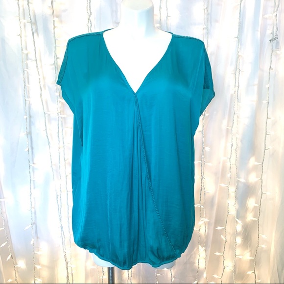 🆕 TORRID ⭐️ Teal Georgette Surplice Dolman Top - Picture 4 of 13